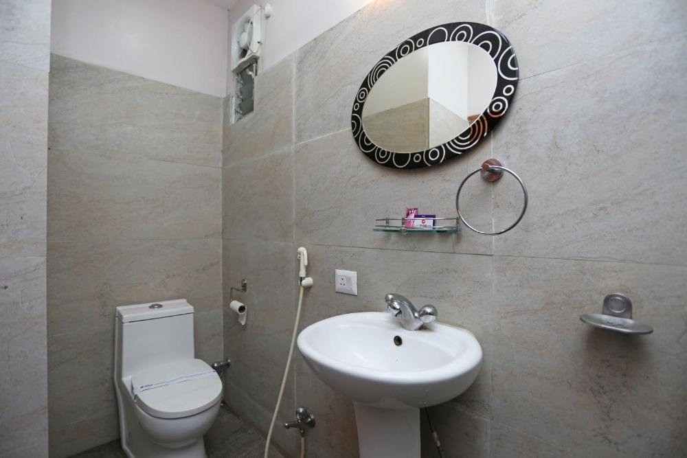 Room image 5